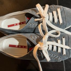 Prada shoes amazing condition. Size 37.5